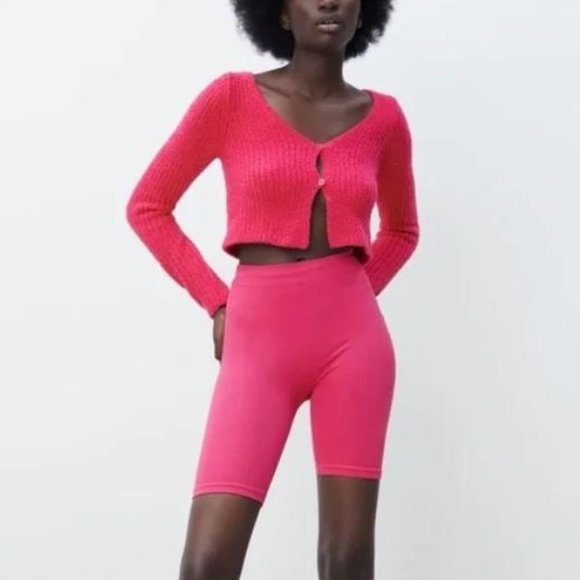 NWOT Zara Hot PInk Chenille Cropped Cardigan. - Picture 3 of 12